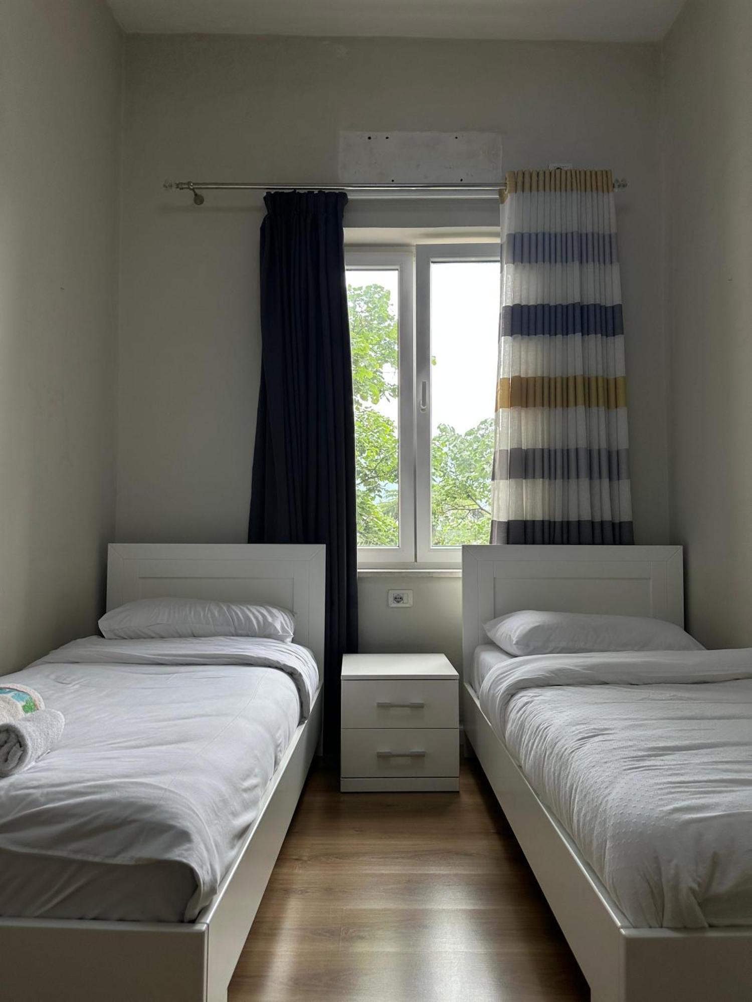 Kelly'S Cozy Hideaway - Central Tirana Exterior photo